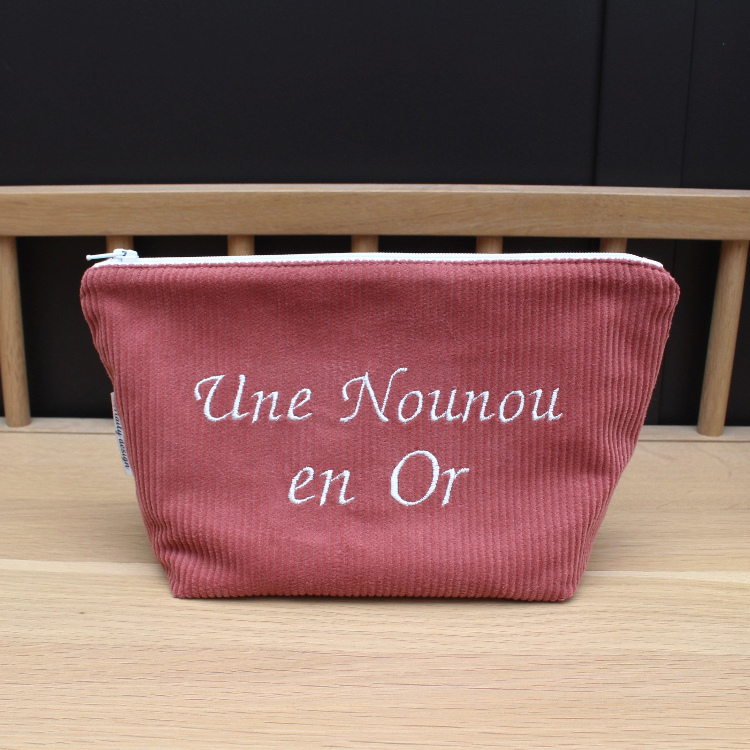 trousse de rangement brodée