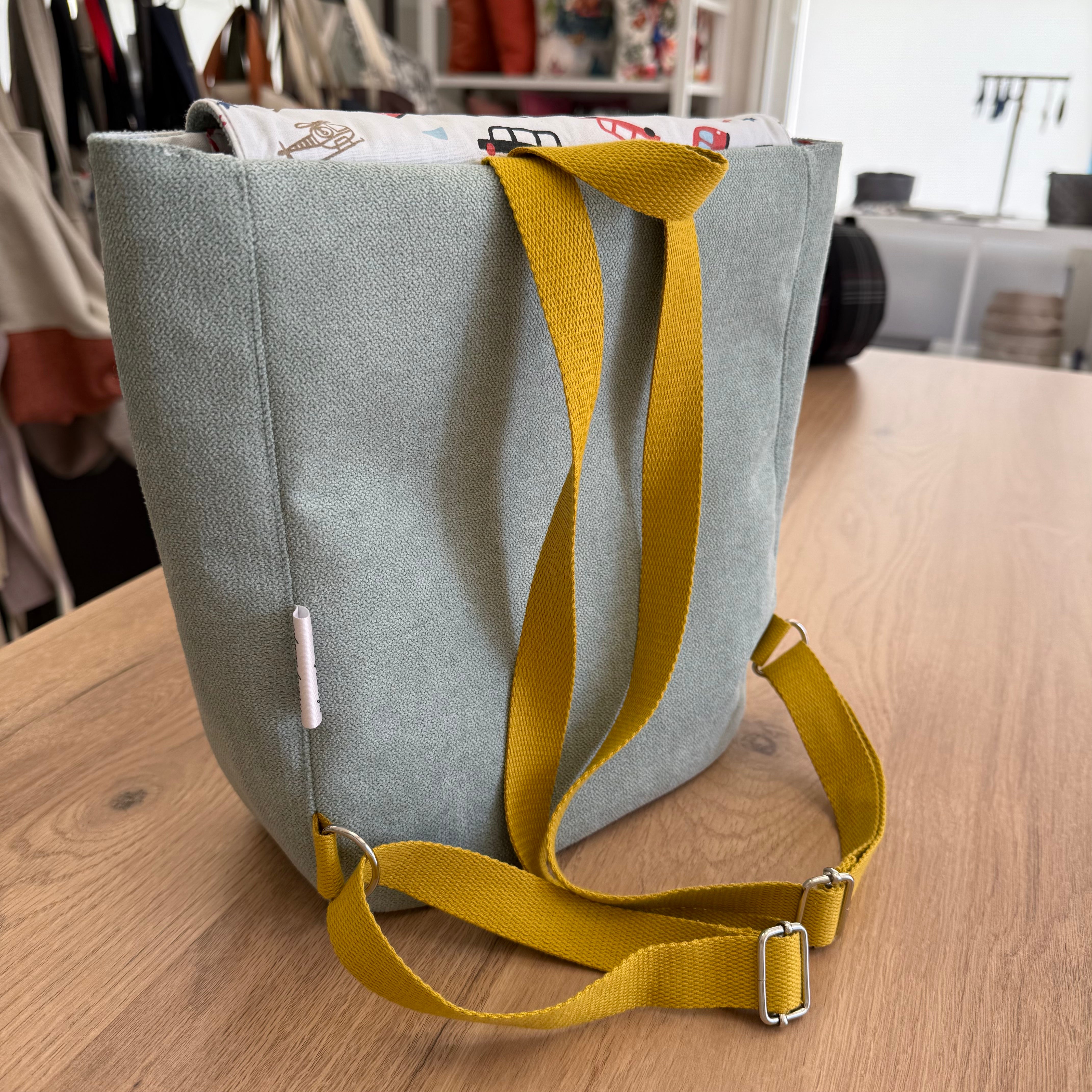 Sac à dos enfant personnalisé couleur et motif au choix