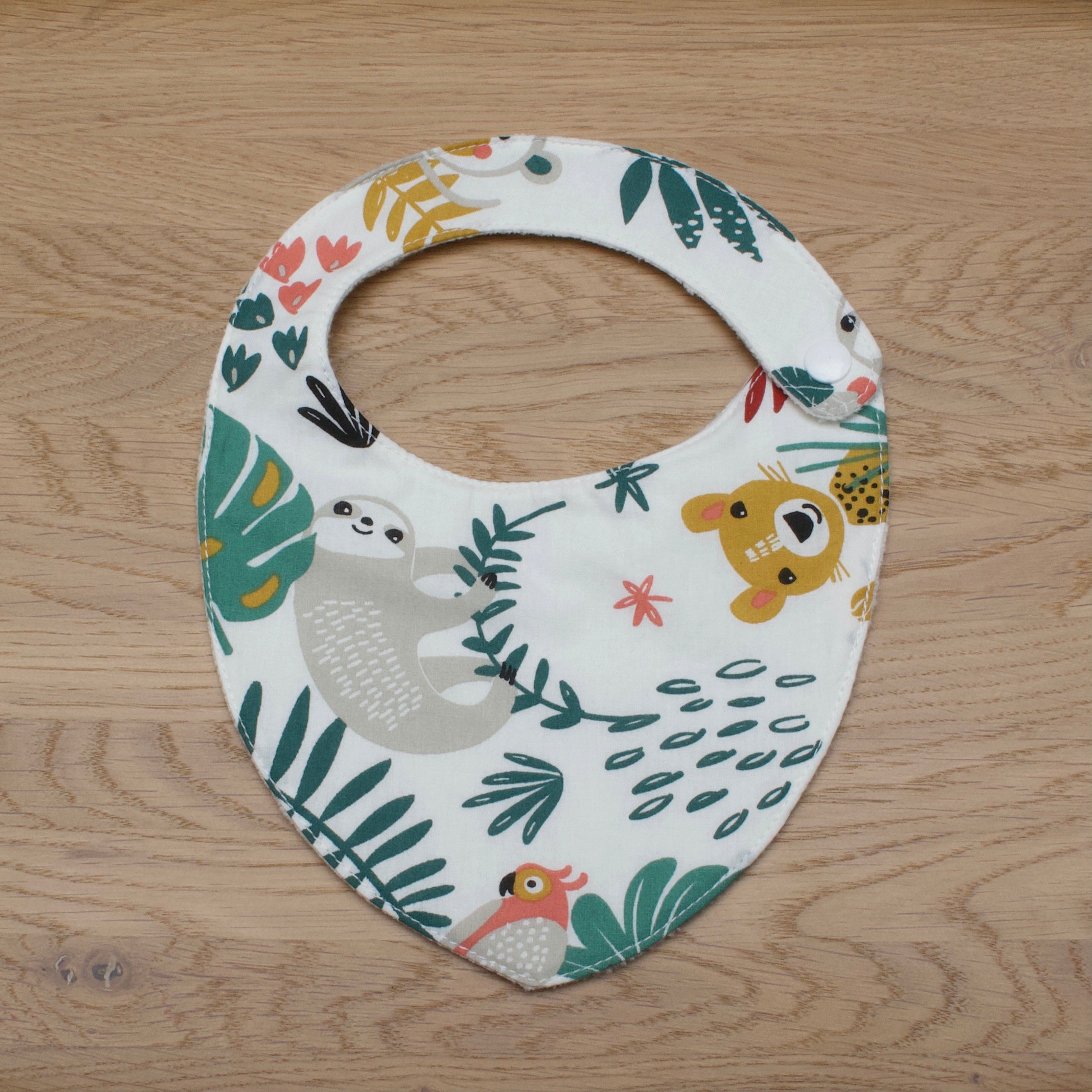 Bavoir taille naissance, motif au choix, fait main