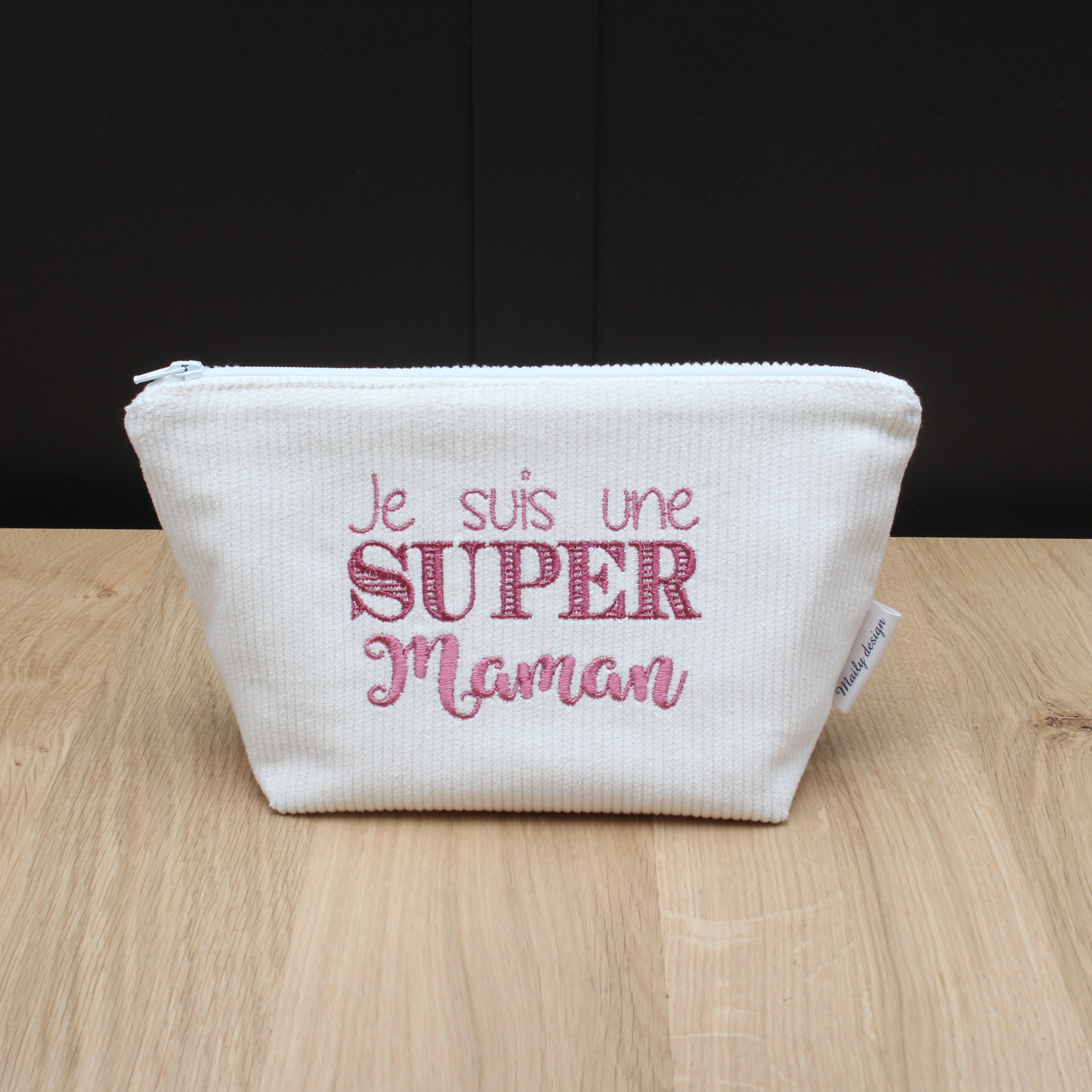 Trousse en velours côtelé brodée "Je suis une super Maman" – Cadeau Fête des Mères