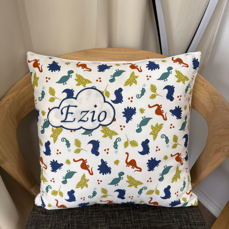COUSSIN DECO CHAMBRE D'ENFANT PERSONNALISE AVEC BRODERIE PRENOM