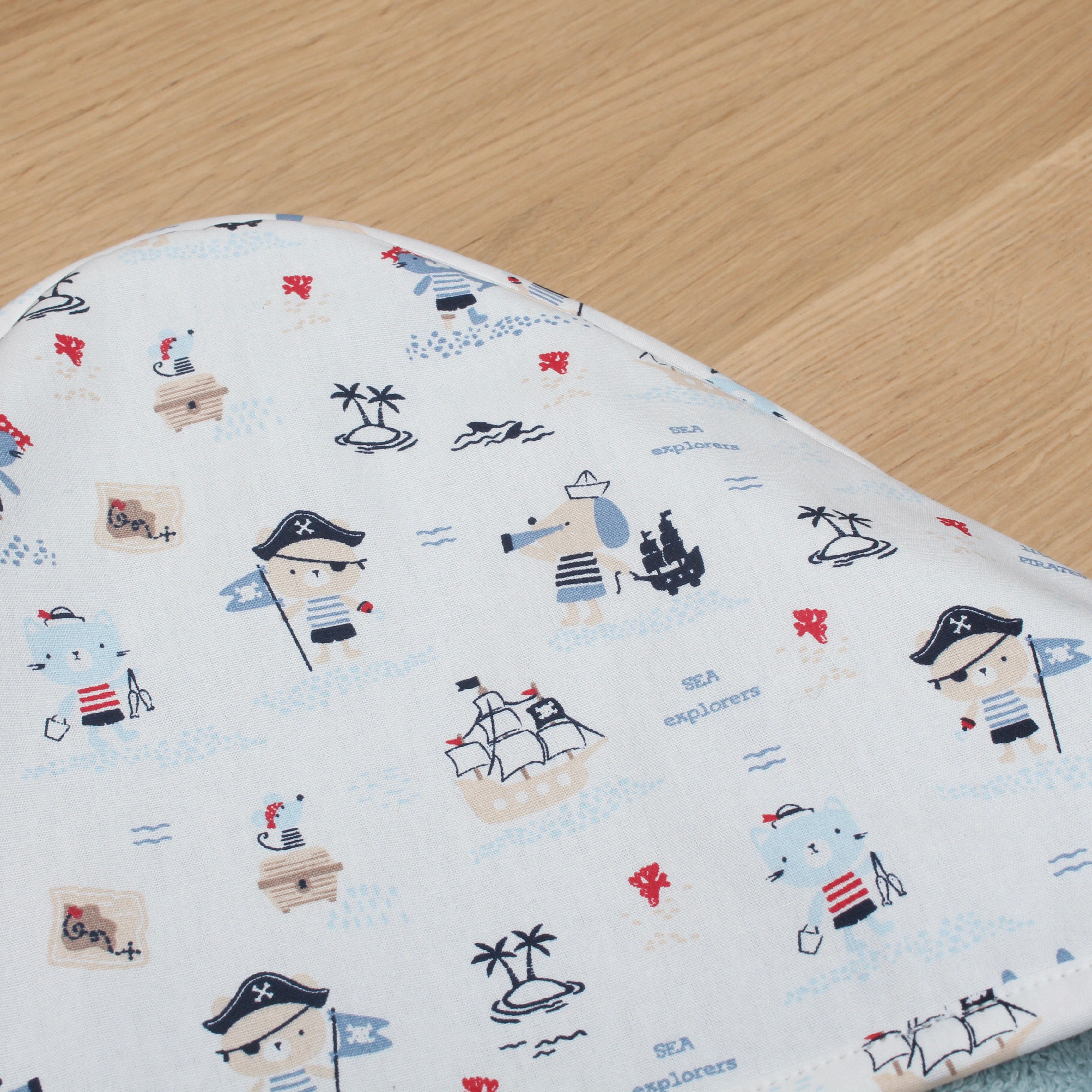 Sortie de bain bébé personnalisée – Thème Petit monde marin